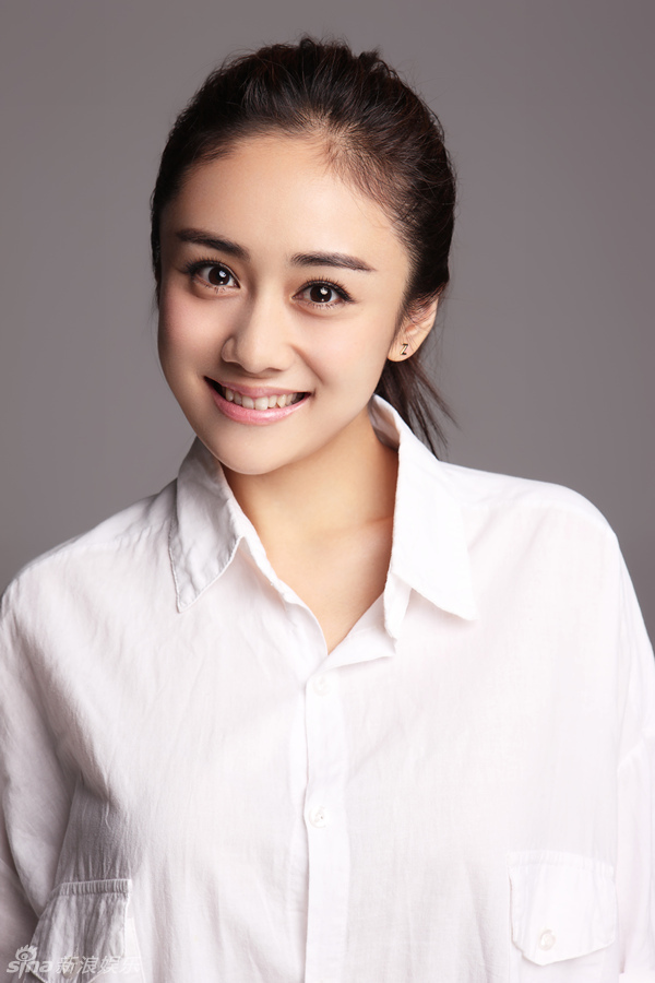 刘芸看似长着一张萝莉脸,确有一颗御姐心,对时尚有自己独到的见解,有