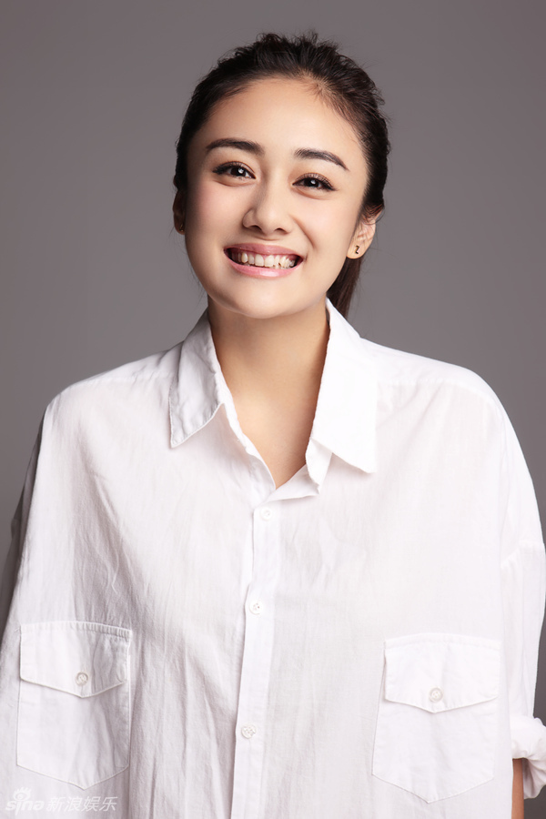 刘芸看似长着一张萝莉脸,确有一颗御姐心,对时尚有自己独到的见解,有