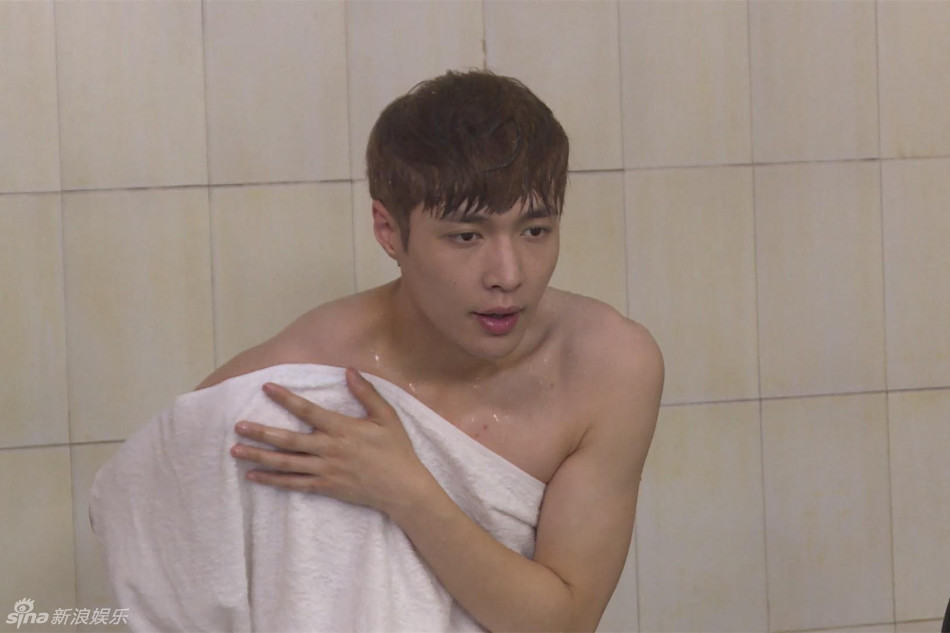 组图:极限男人帮暴走异次元 空降南京大澡堂_高清图集_新浪网