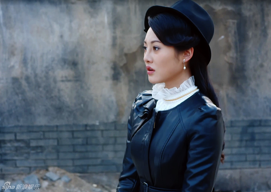 组图:《左手劈刀》管乐百变造型换不停_高清图集_新浪网