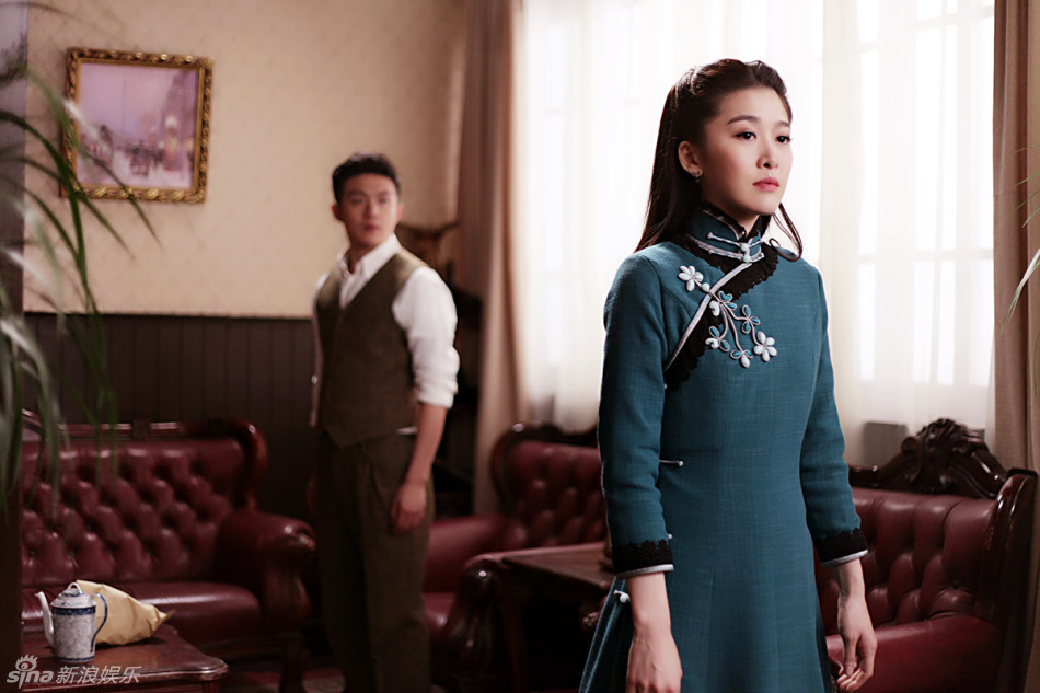 组图:《卧底》曝剧照 周丽淇多面形象引垂涎_高清图集_新浪网