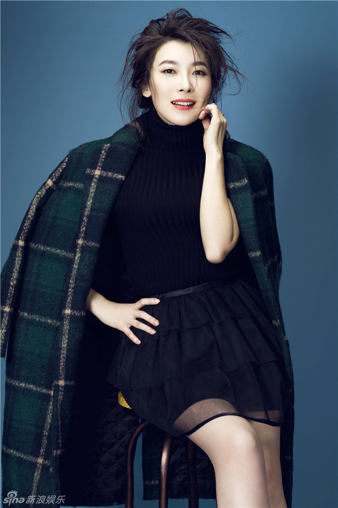 组图:张棪琰曝初秋写真 发丝凌乱慵懒妖娆_高清图集_新浪网