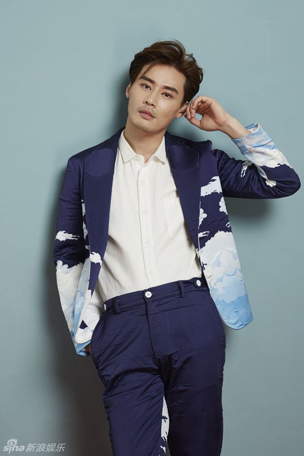 组图:程皓枫时尚大片曝光 蓝衣出镜温润儒雅_高清图集_新浪网