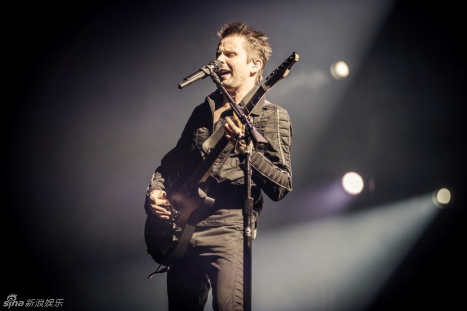 组图:muse乐队北京热唱 新老歌曲掀摇滚热浪_高清图集_新浪网