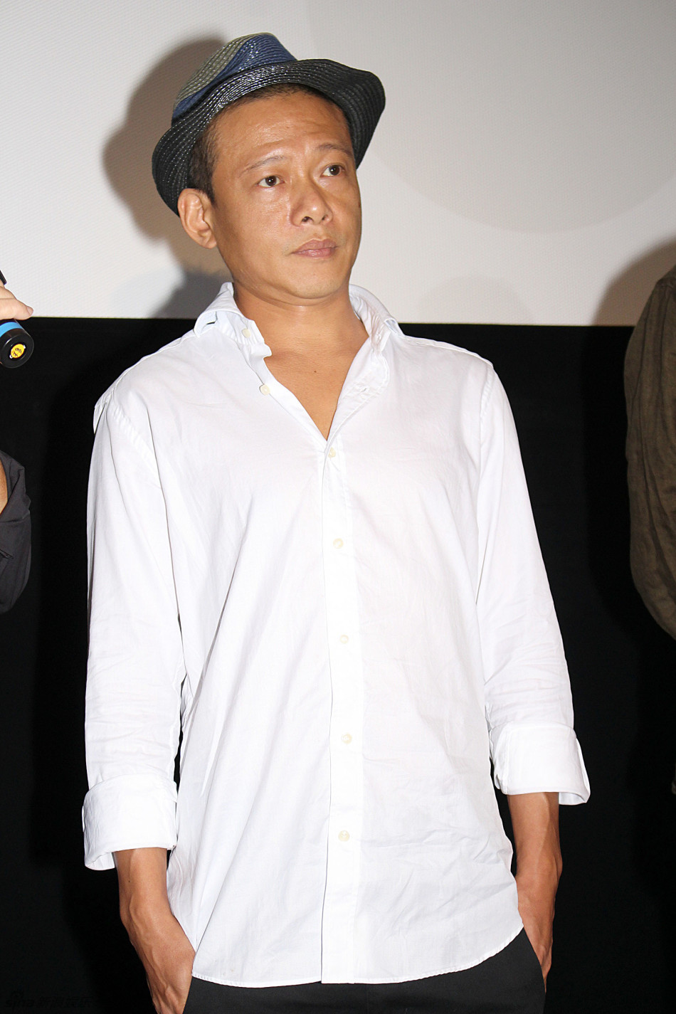 第52届金马奖邀请得过两届最佳导演的蔡明亮拍摄形象广告,男主角仍然