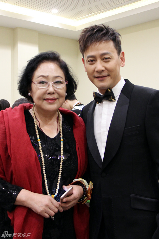 邱心志亮相金鸡百花