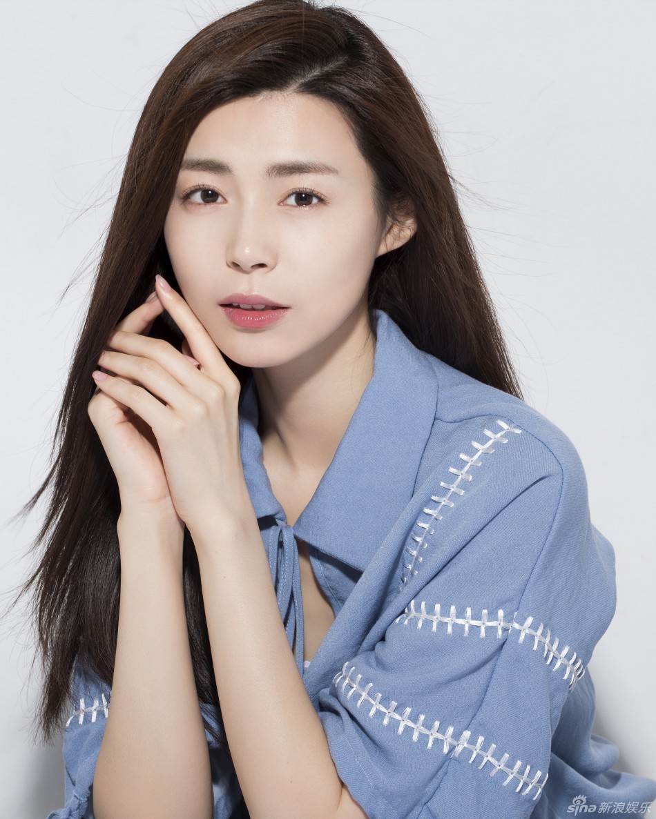 新浪娱乐讯 随着《琅琊榜》的热播而受到广泛关注的"靖王妃"卢杉近日