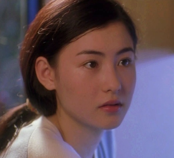 近日,有网友公布了一组张柏芝拍摄《星语心愿》时的旧照,不少人纷纷