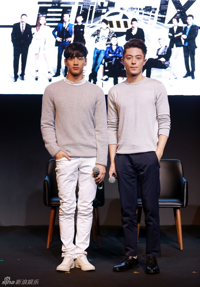 《真相禁区》亮相釜山 霍建华微笑迷人