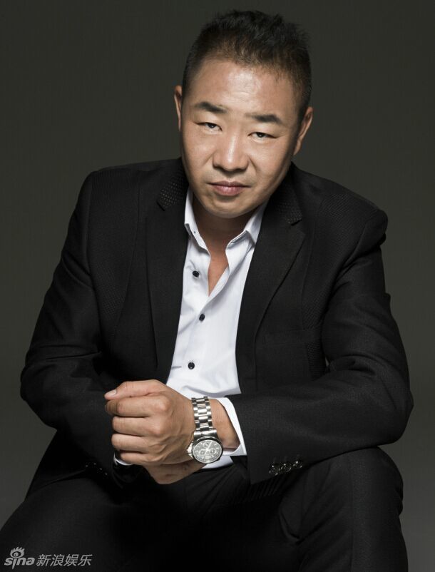 组图:王奕盛写真霸气外露硬气十足_高清图集_新浪网