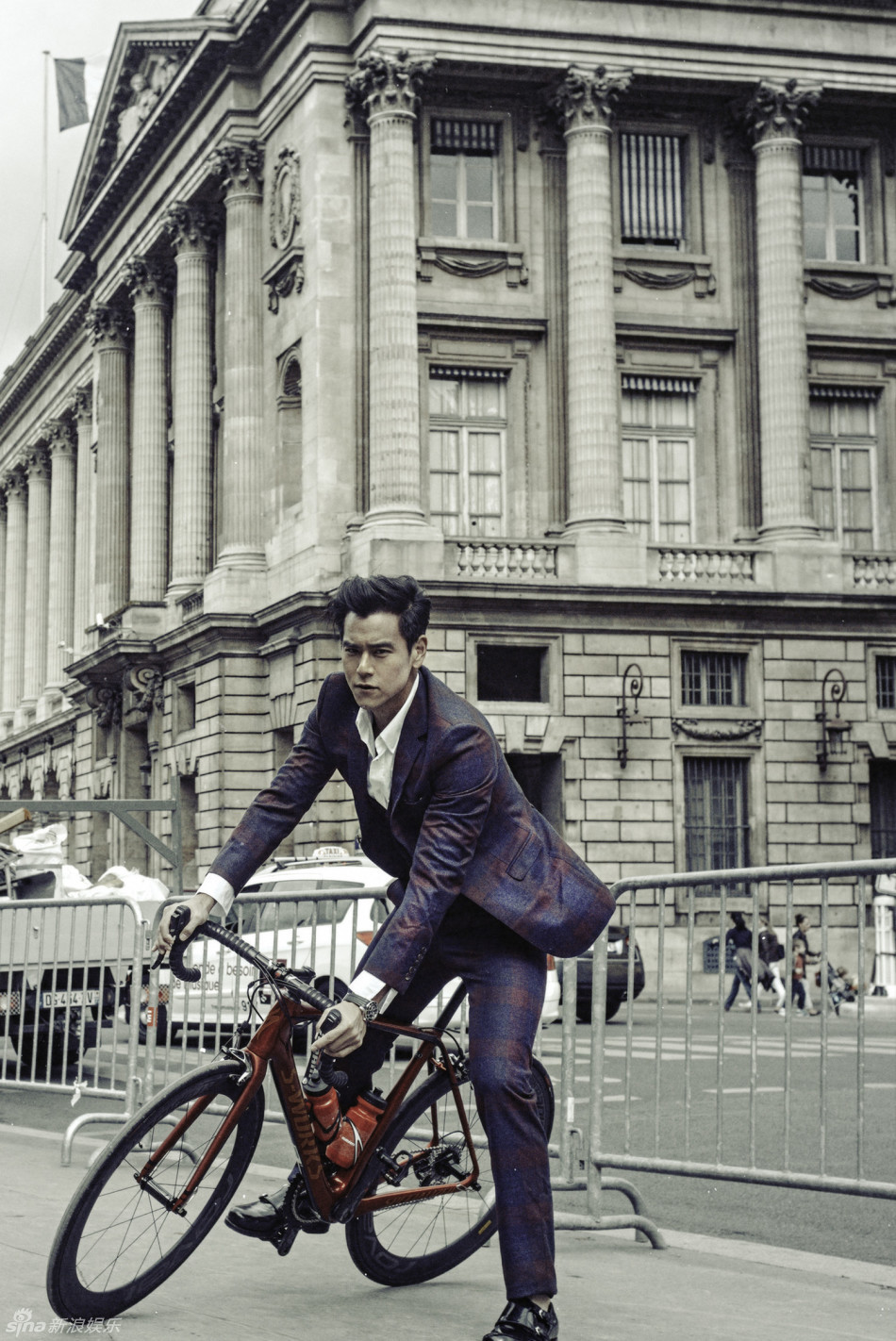 组图:彭于晏绅士单车大片 帅气有型引骑行潮流_高清图集_新浪网