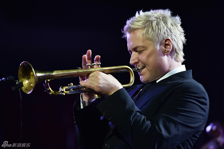 组图:克里斯波提深圳音乐会落幕 获赞爵士之王_高清图集_新浪网