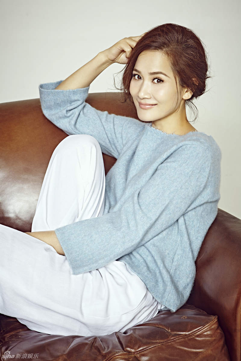 15 16:24:10 1 / 6 新浪娱乐讯 近日,演员潘雨辰一组清新写真曝光,片