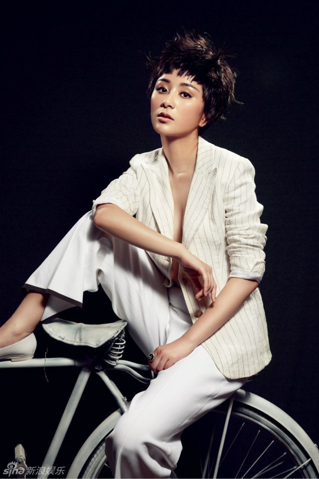 组图:刘庭羽曝复古写真 真空上阵演绎别样魅惑_高清图集_新浪网