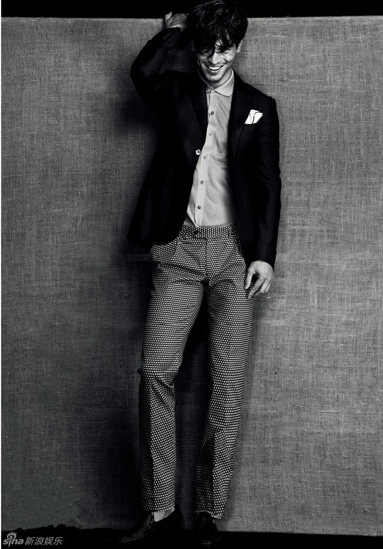 组图:纪焕博王诗晴巴黎看秀 演绎最强情侣档_高清图集_新浪网