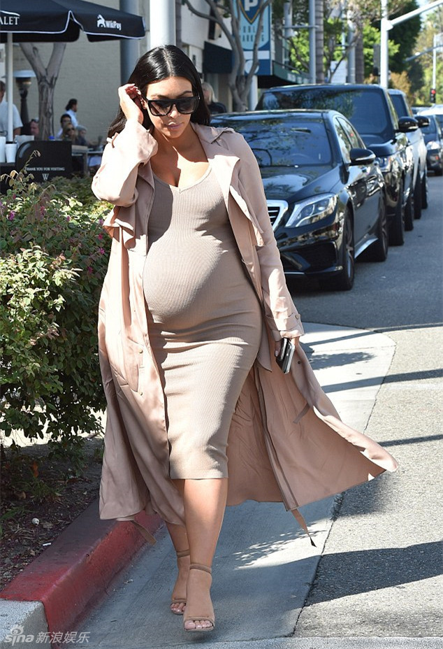 新浪娱乐讯 当地时间10月22日,美国洛杉矶,刚刚过完