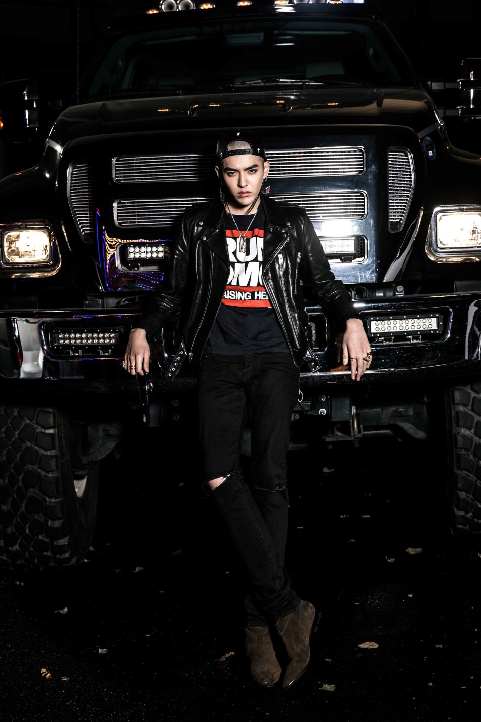 吴亦凡生日见面会倒计时何炅将担任主持