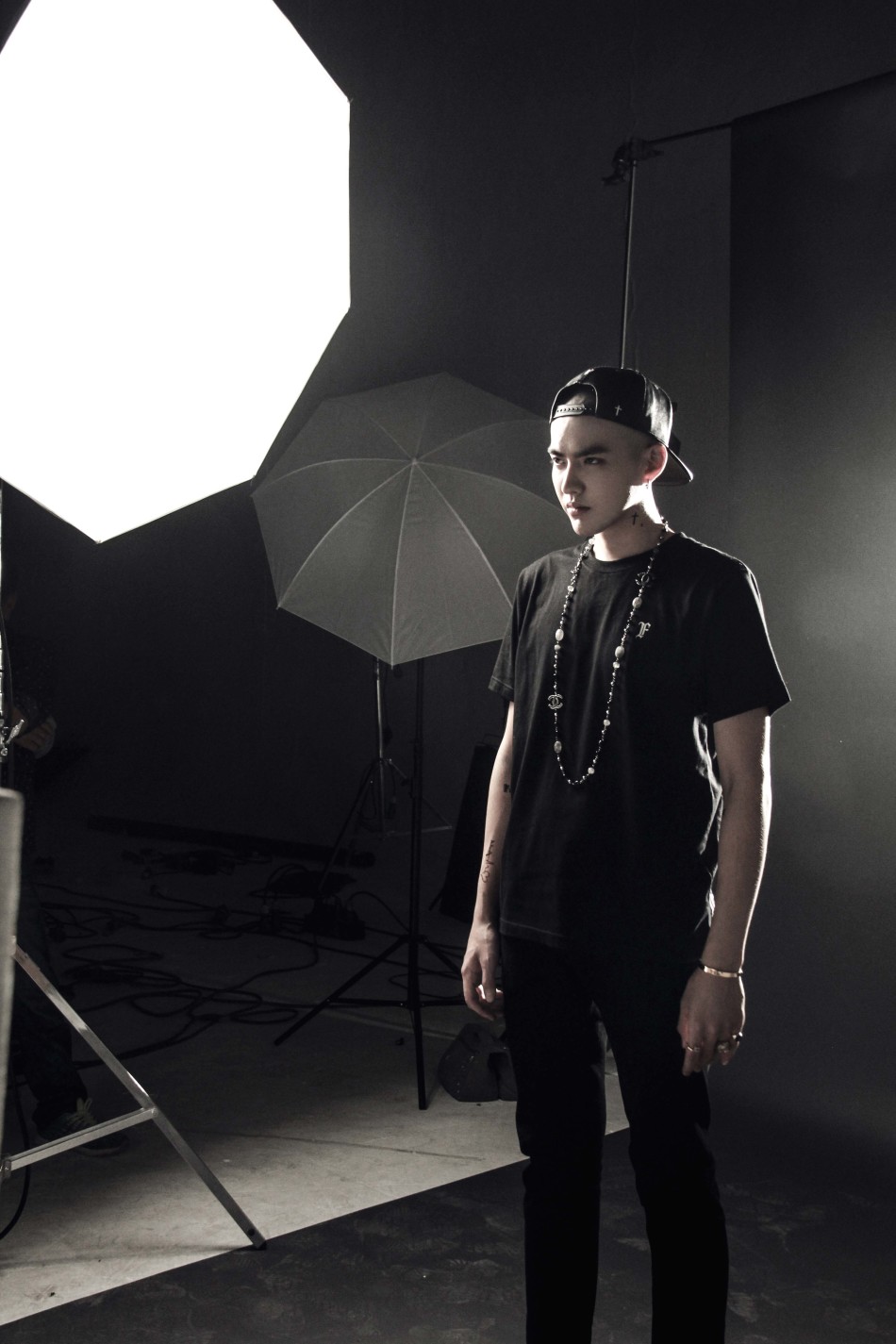 吴亦凡新曲mv预告曝光