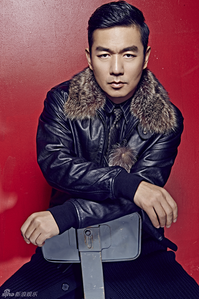 组图:邢佳栋演绎立冬大片 彰显型格舒适有度_高清图集_新浪网