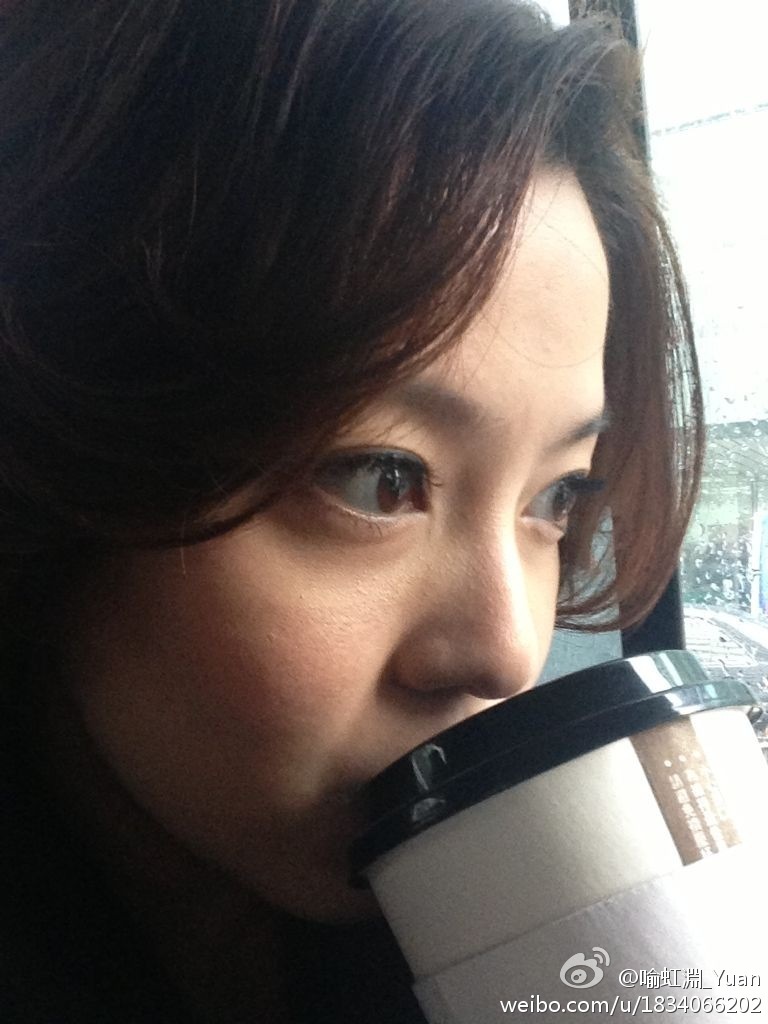 组图:周渝民新婚妻子喻虹渊私照清纯 笑容甜美_高清图集_新浪网