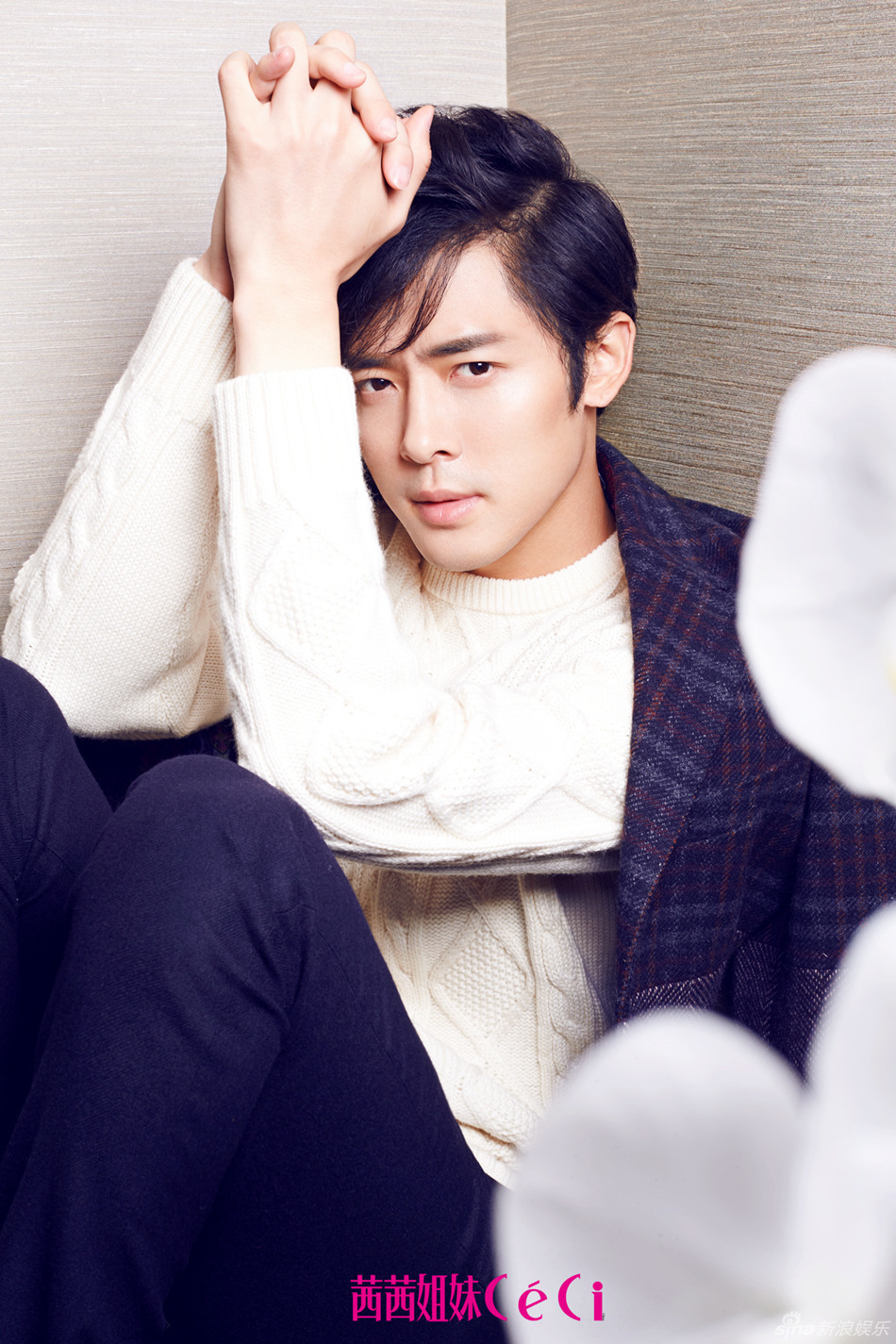 新浪娱乐讯 近日,演员付辛博为时尚杂志拍摄的一组大片曝光.