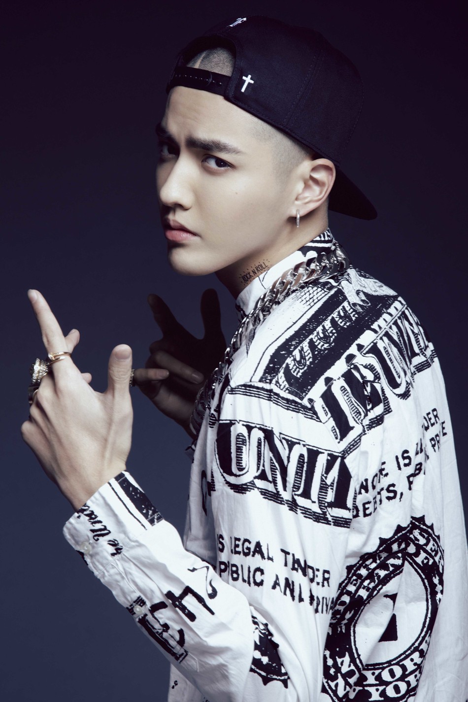吴亦凡全新写真