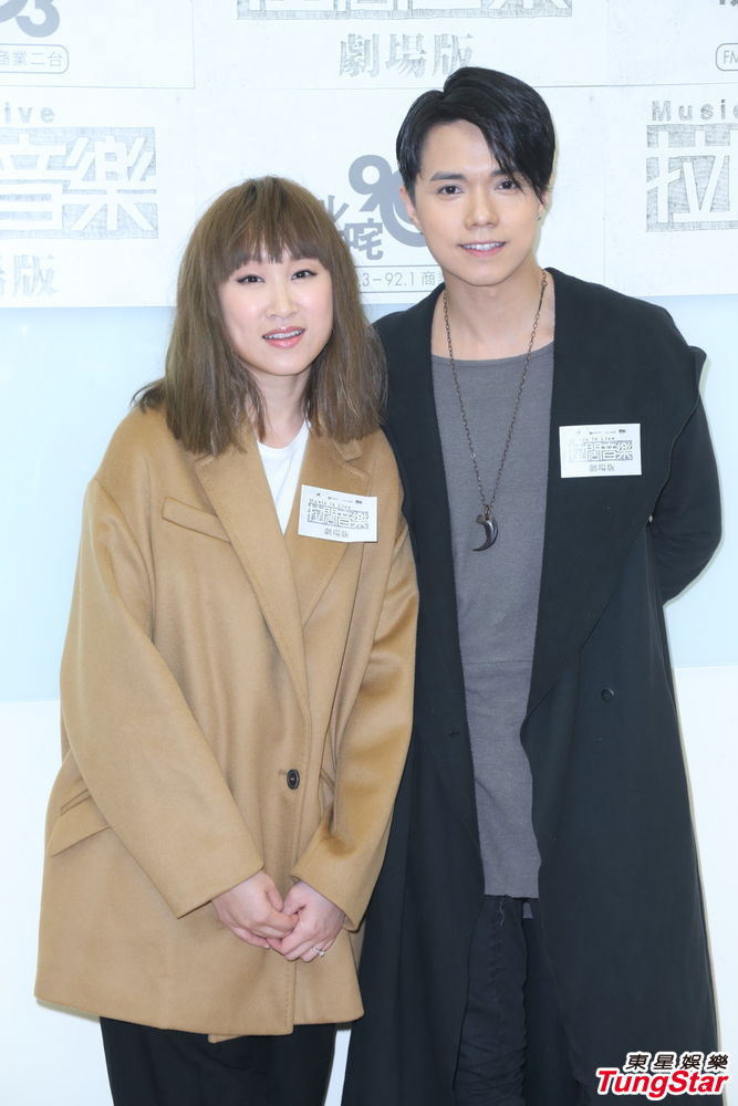 组图:王苑之月底结婚 只邀家人张敬轩"准入"_高清图集_新浪网