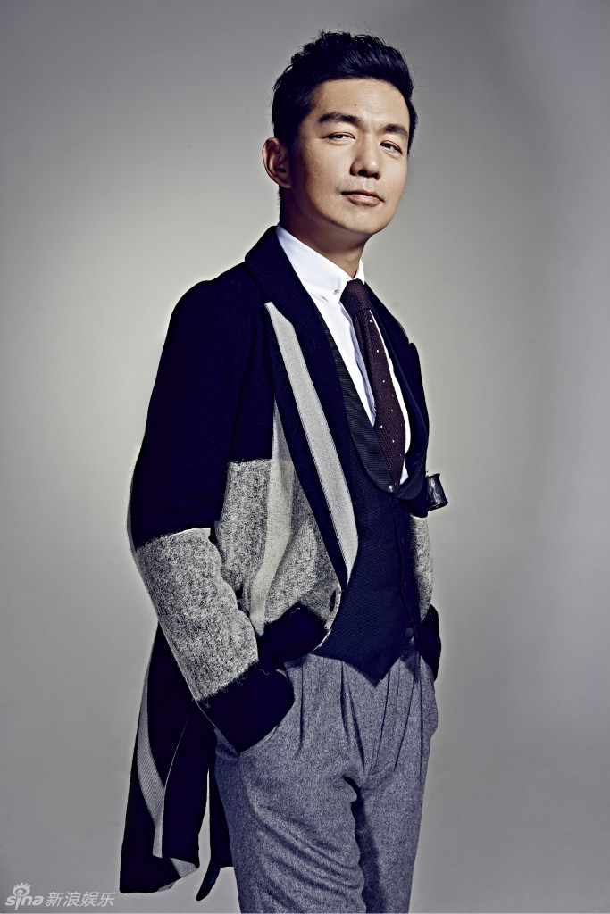 新浪娱乐讯 私下的邢佳栋总是温和自然,在这组最新时尚写真中也是如此