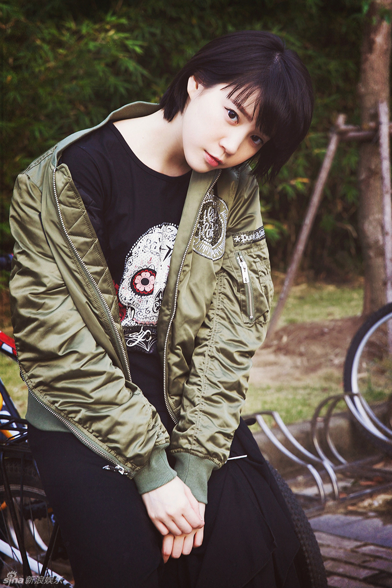 组图:程予希演绎百变时尚 清纯脱俗气质迷人_高清图集_新浪网