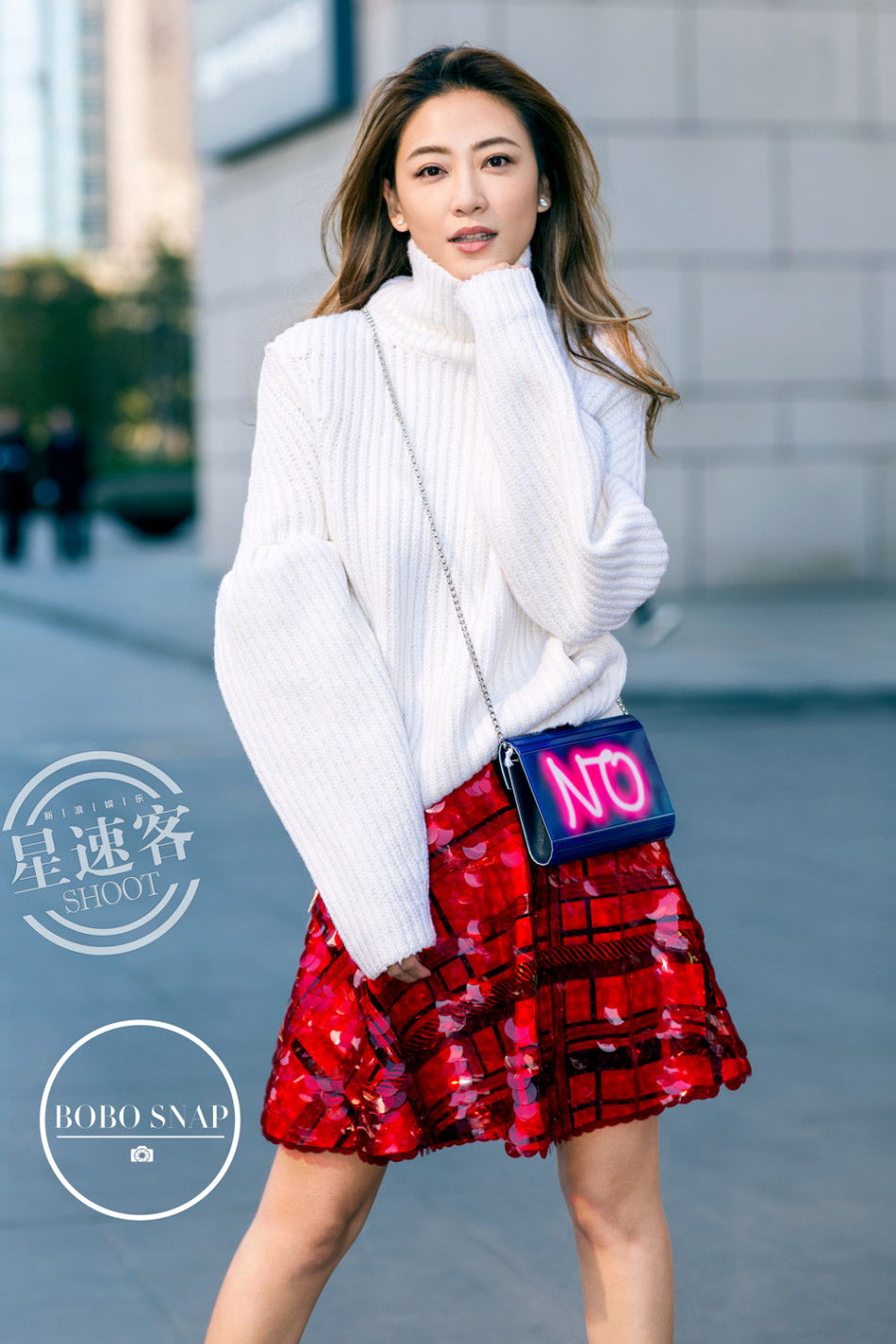 明媚"女汉子"应采儿