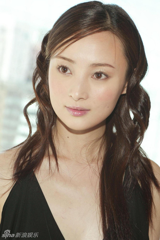 [青春照相馆]蒋勤勤旧照:轻柔似水灵气动人_高清图集_新浪网