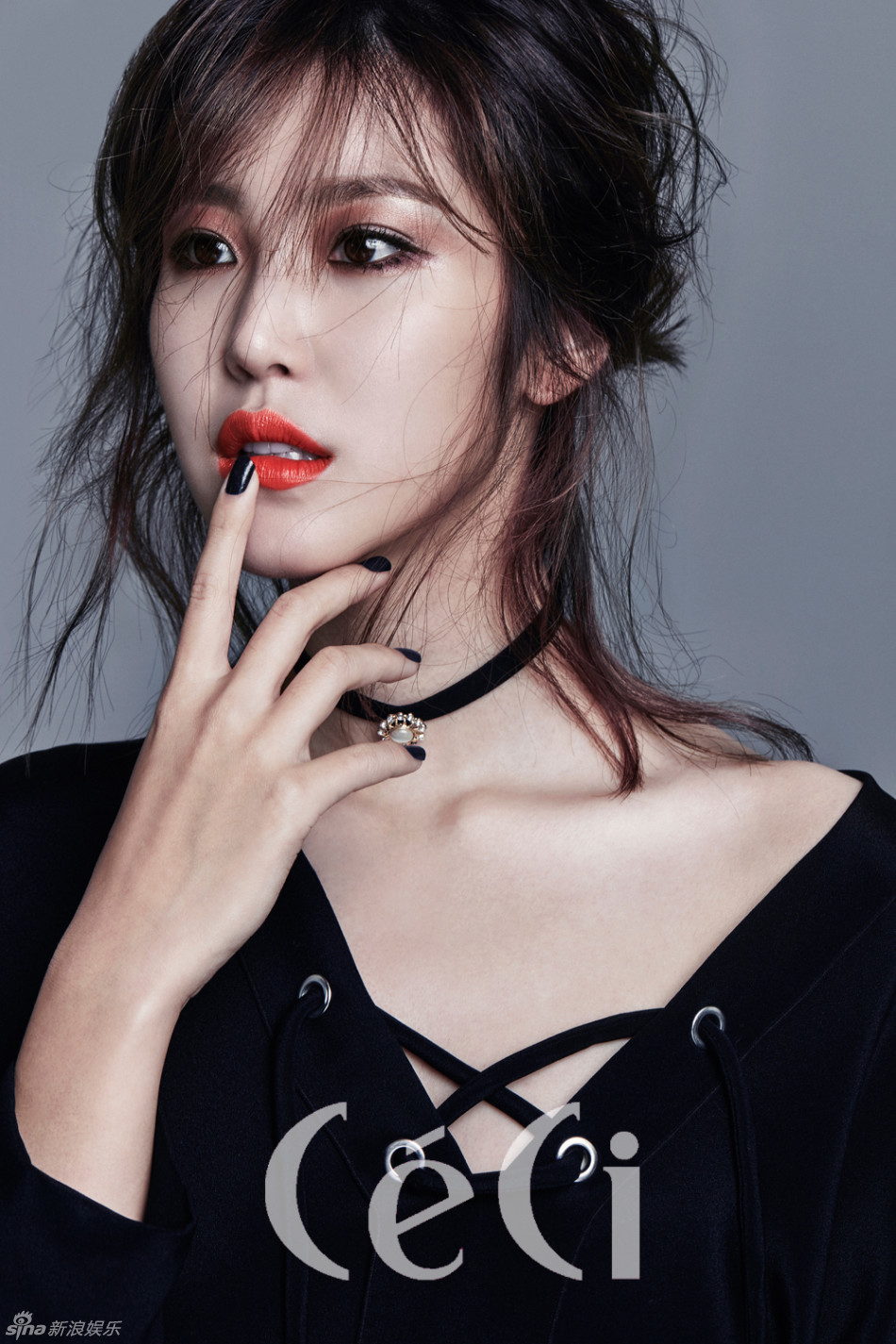 组图:韩团secret全孝盛性感写真 香肩锁骨魅惑