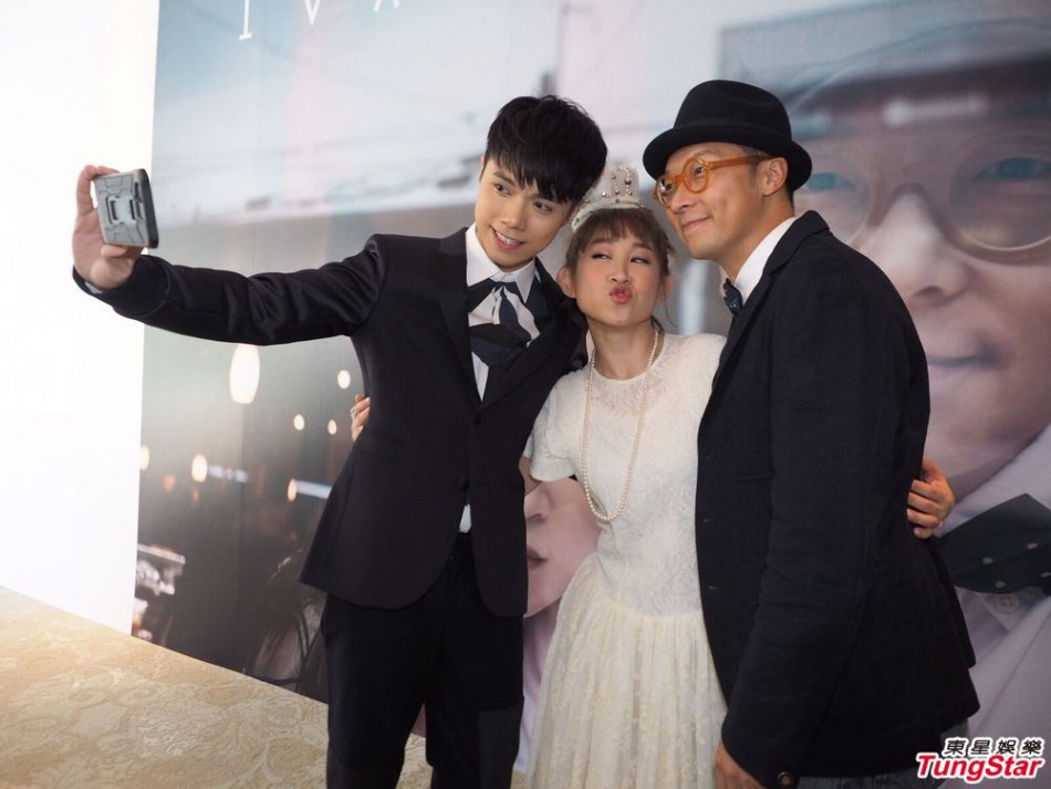 王菀之低调完婚幸福热吻 张敬轩杨千嬅等观礼_高清图集_新浪网