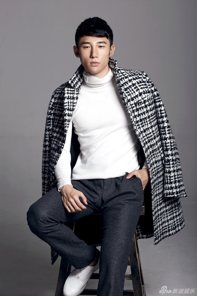 组图:丁一暖冬写真曝光 尽显韩式暖男气质_高清图集_新浪网