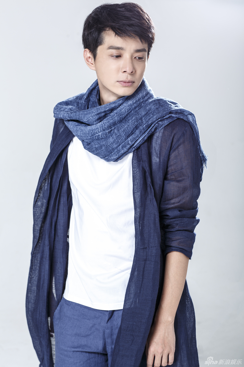 组图:刘智扬最新写真曝光 清新出镜暖化人心_高清图集_新浪网