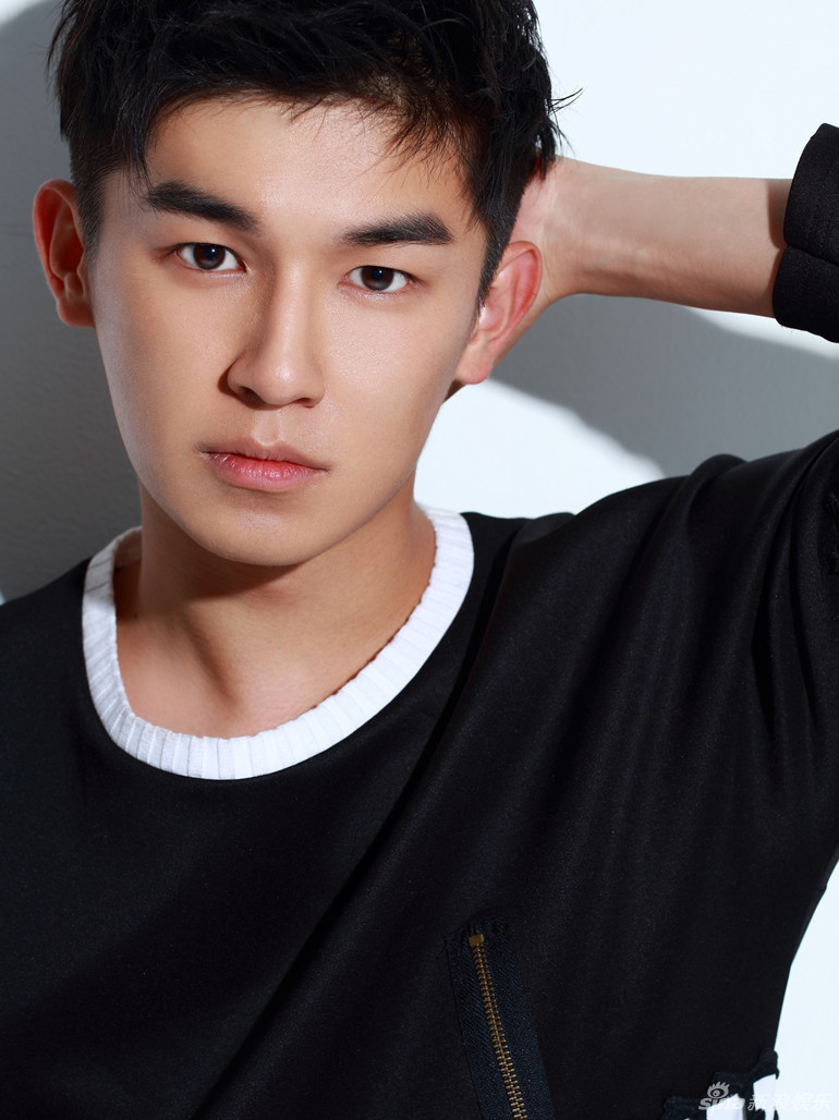 杨旭文