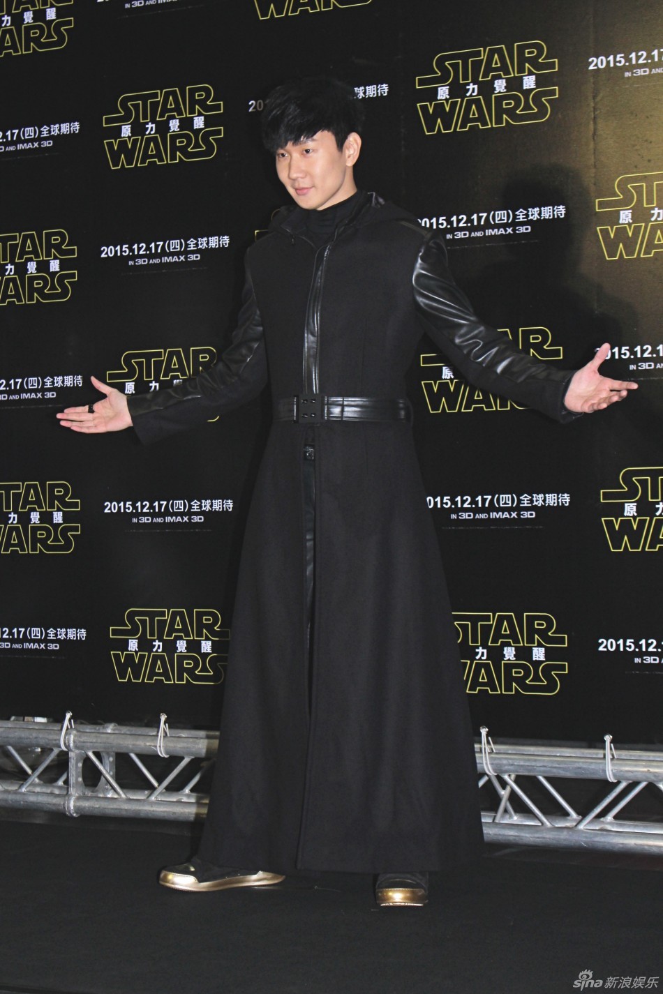 组图:林俊杰致敬《星战》黑武士 徐佳莹变尤达_高清图集_新浪网