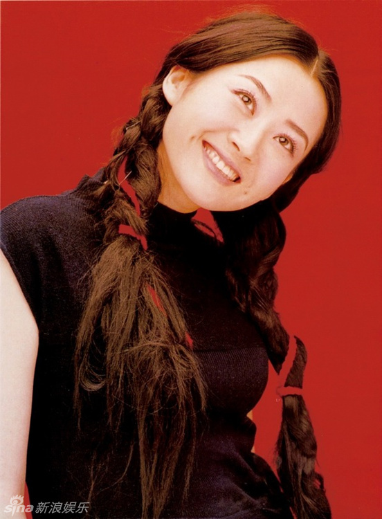 许晴罕见旧照:酒窝美女笑容甜