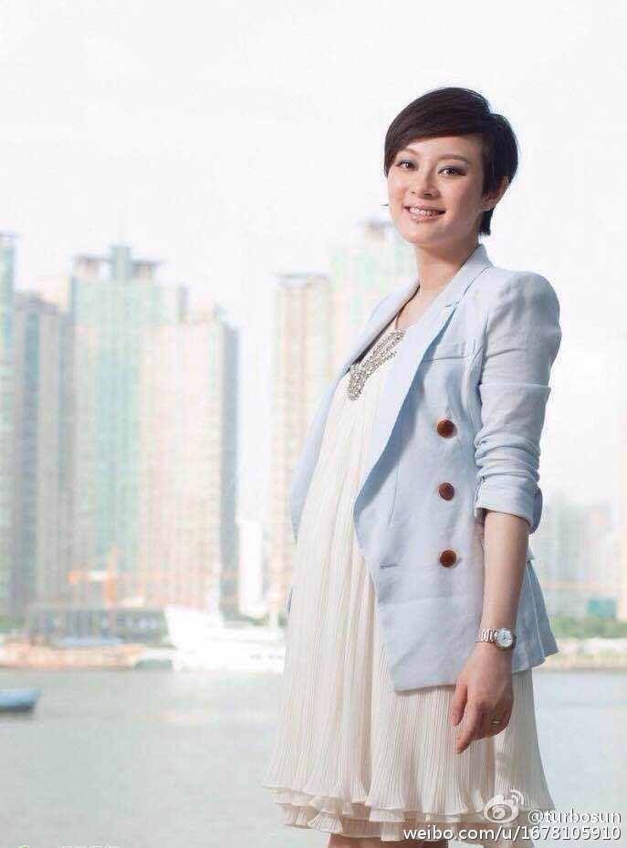 组图:孙俪晒怀孕前后对比照 自称减肥靠坚持