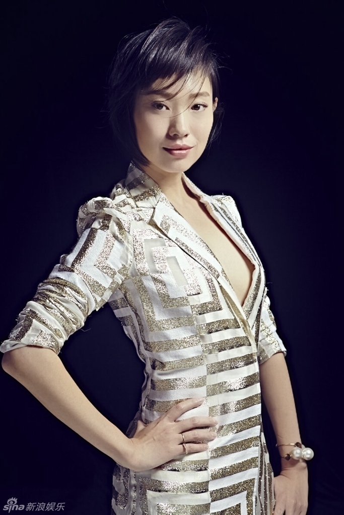 化身职场女性显气场