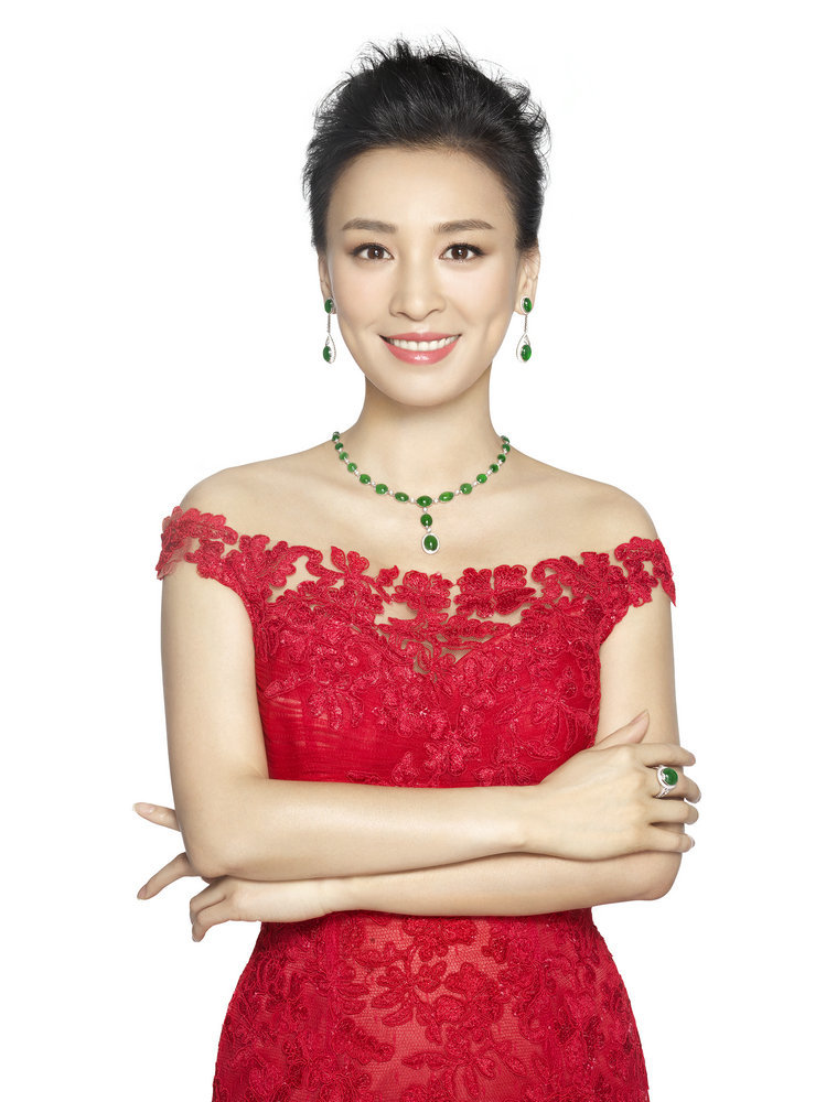 组图:张庭岁末写真曝光 蕾丝红裙尽显精致优雅_高清图集_新浪网