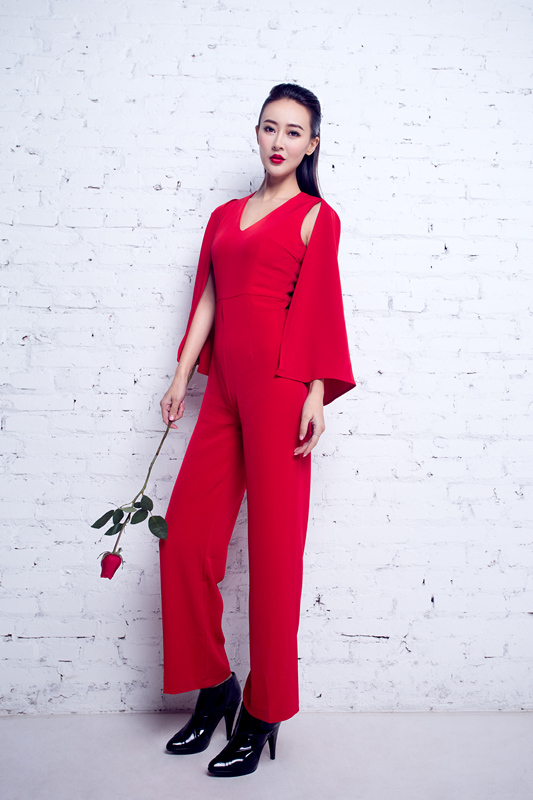 万妮恩高贵霸气