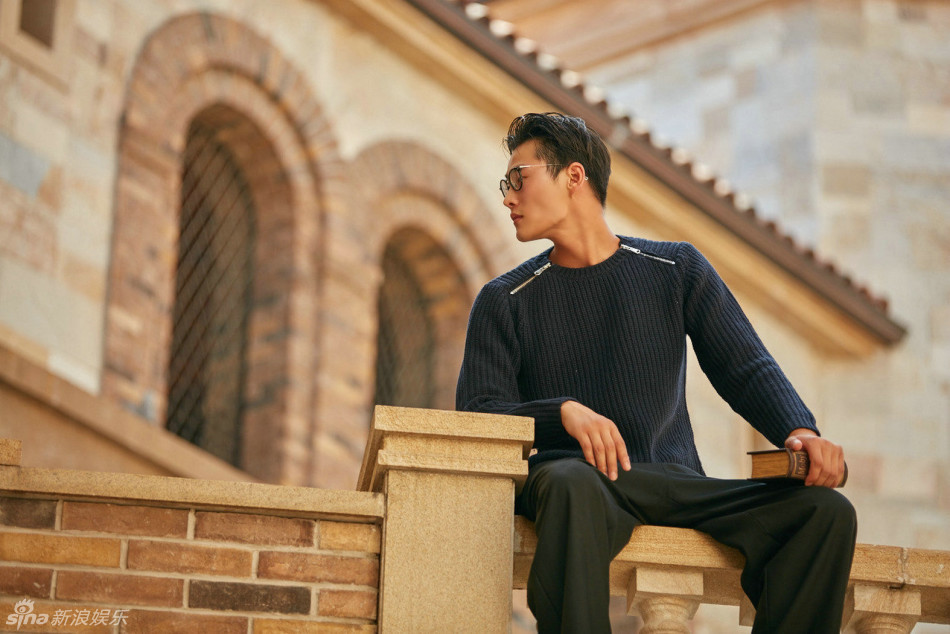 组图:李振街拍大片曝光 尽展冬日逸情_高清图集_新浪网