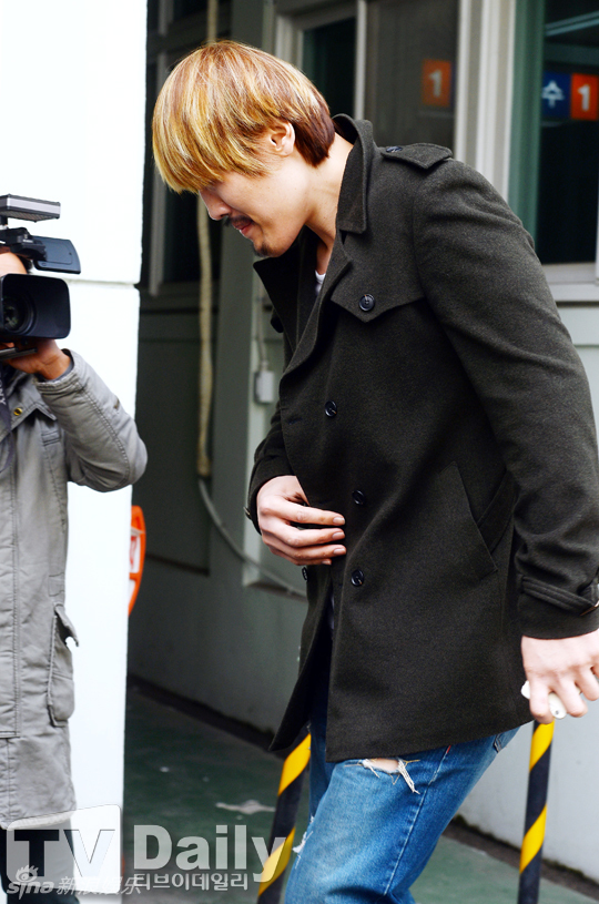 组图:韩格斗选手崔洪万涉诈骗案 出庭公审