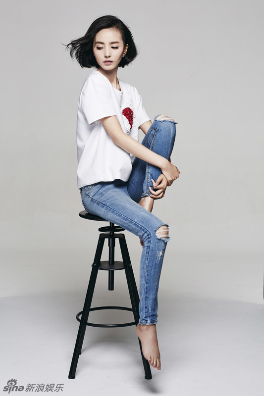 组图:程小晋写真灵动婉约 文艺十足秀长腿_高清图集_新浪网