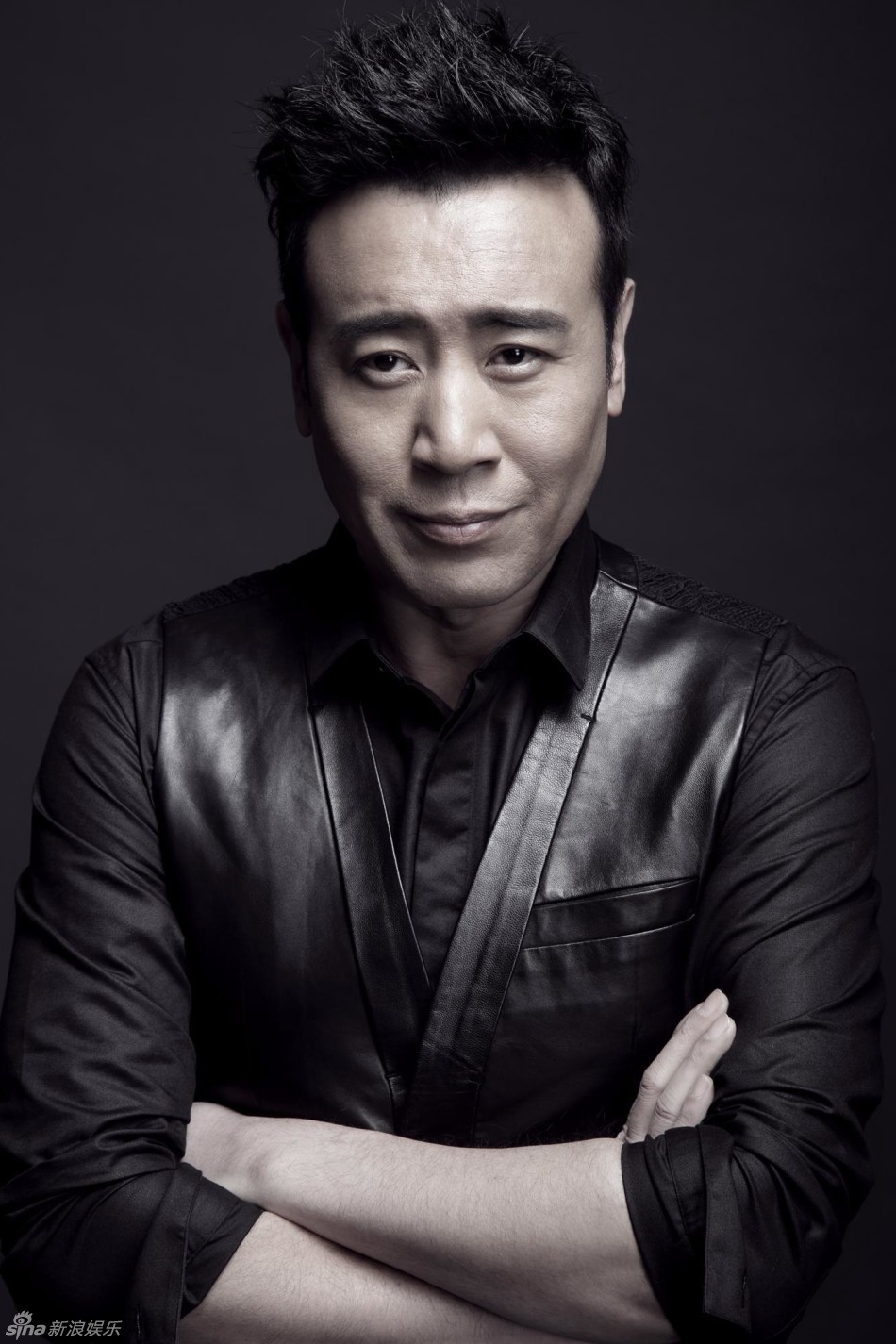 组图:于和伟最新大片曝光 酷帅沉稳显成熟魅力_高清图集_新浪网