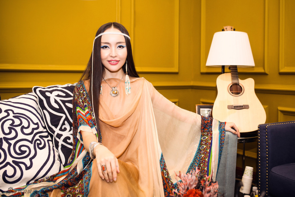 组图:《歌手4》双人淘汰赛 haya关喆绝境开唱_高清图集_新浪网