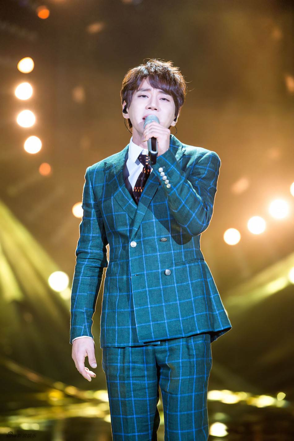 歌手4黄致列李克勤同唱张学友