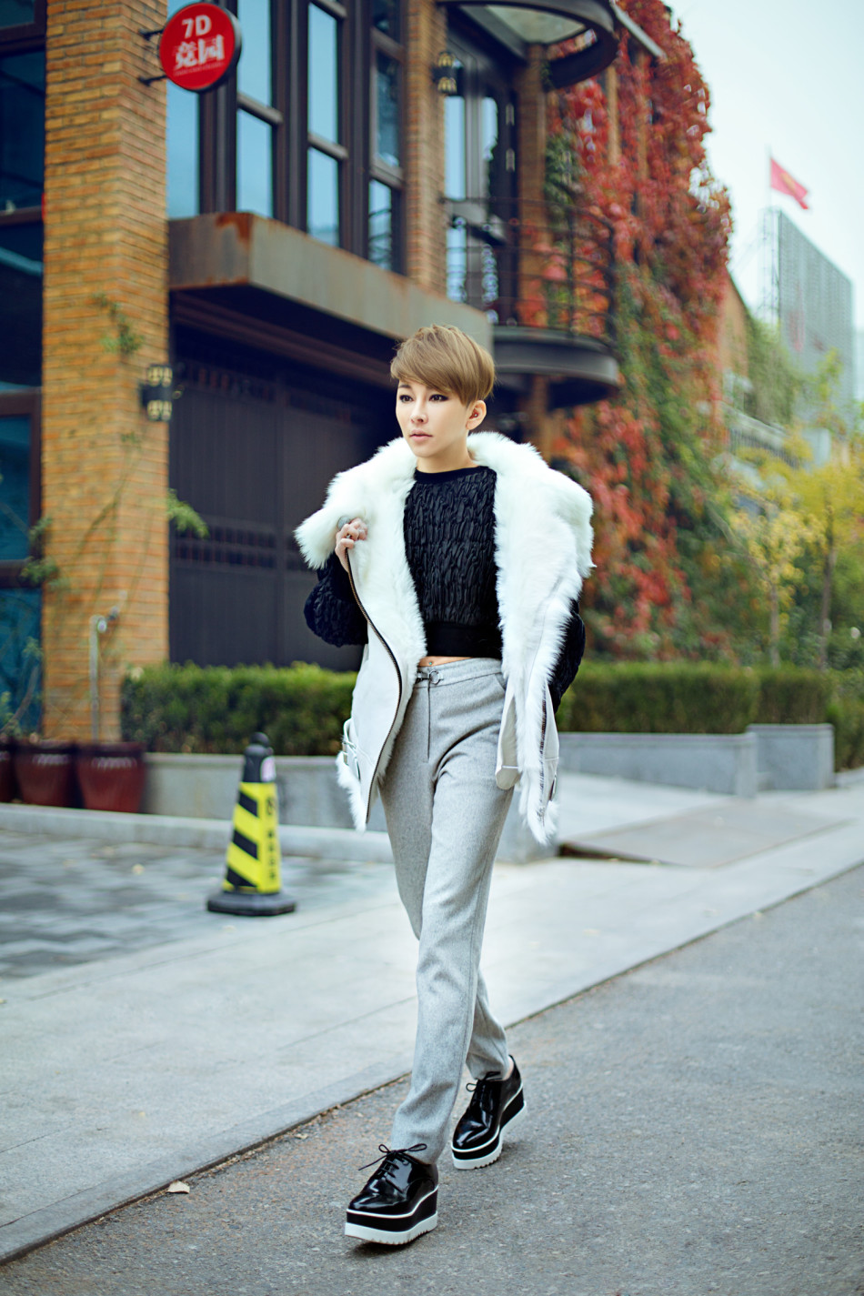 温岚全新暖冬街拍照曝光