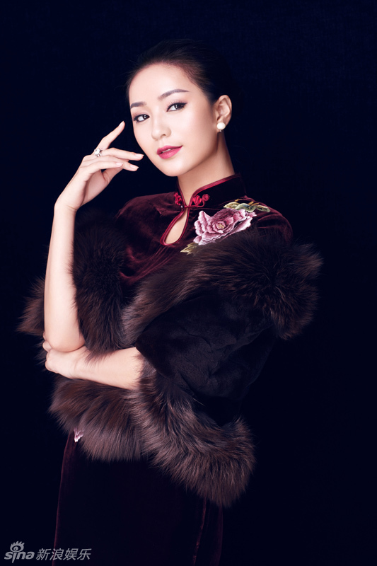 组图:尹航曝光旗袍写真 端庄优雅尽显文化底蕴_高清图集_新浪网